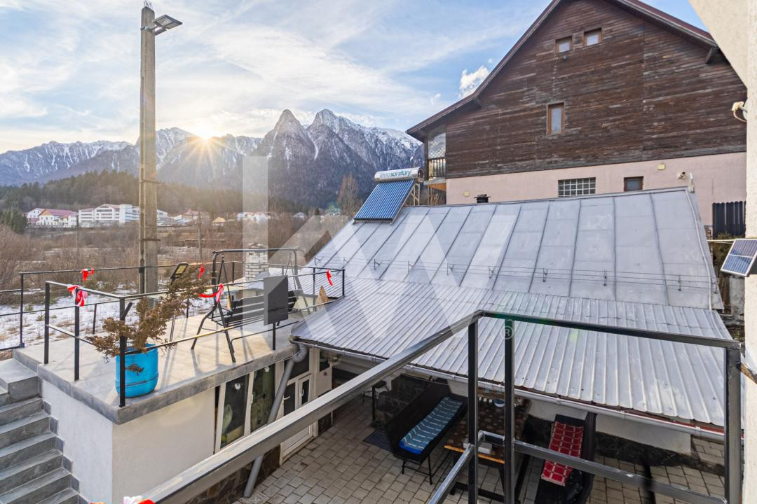 Casă individuală, vedere către Bucegi, la 300 m de Centru, Gară sau Cantacuzino