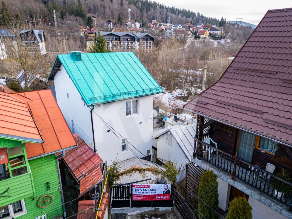 Casă individuală, vedere către Bucegi, la 300 m de Centru, Gară sau Cantacuzino