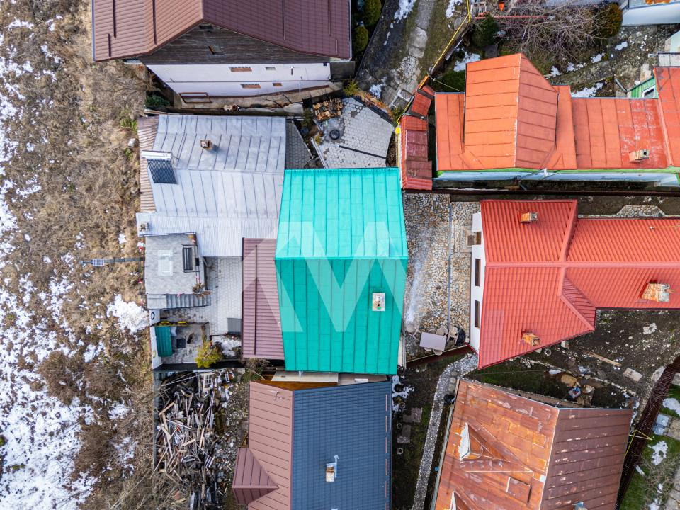 Casă individuală, vedere către Bucegi, la 300 m de Centru, Gară sau Cantacuzino