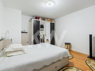 Casă individuală, vedere către Bucegi, la 300 m de Centru, Gară sau Cantacuzino