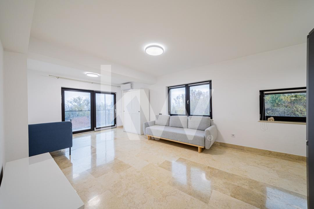 Apartament cu 2 camere  – liniștea de la înălțime, cu vedere panoramică