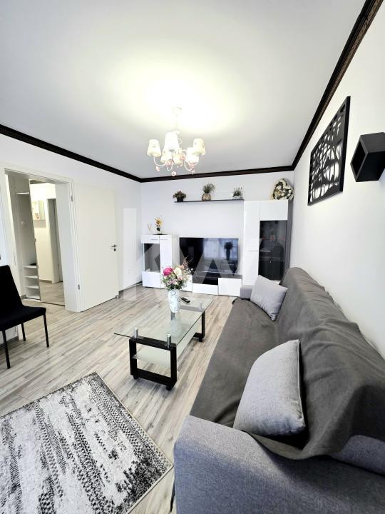 Închiriere 2 camere lângă Mall Coresi + loc de parcare 