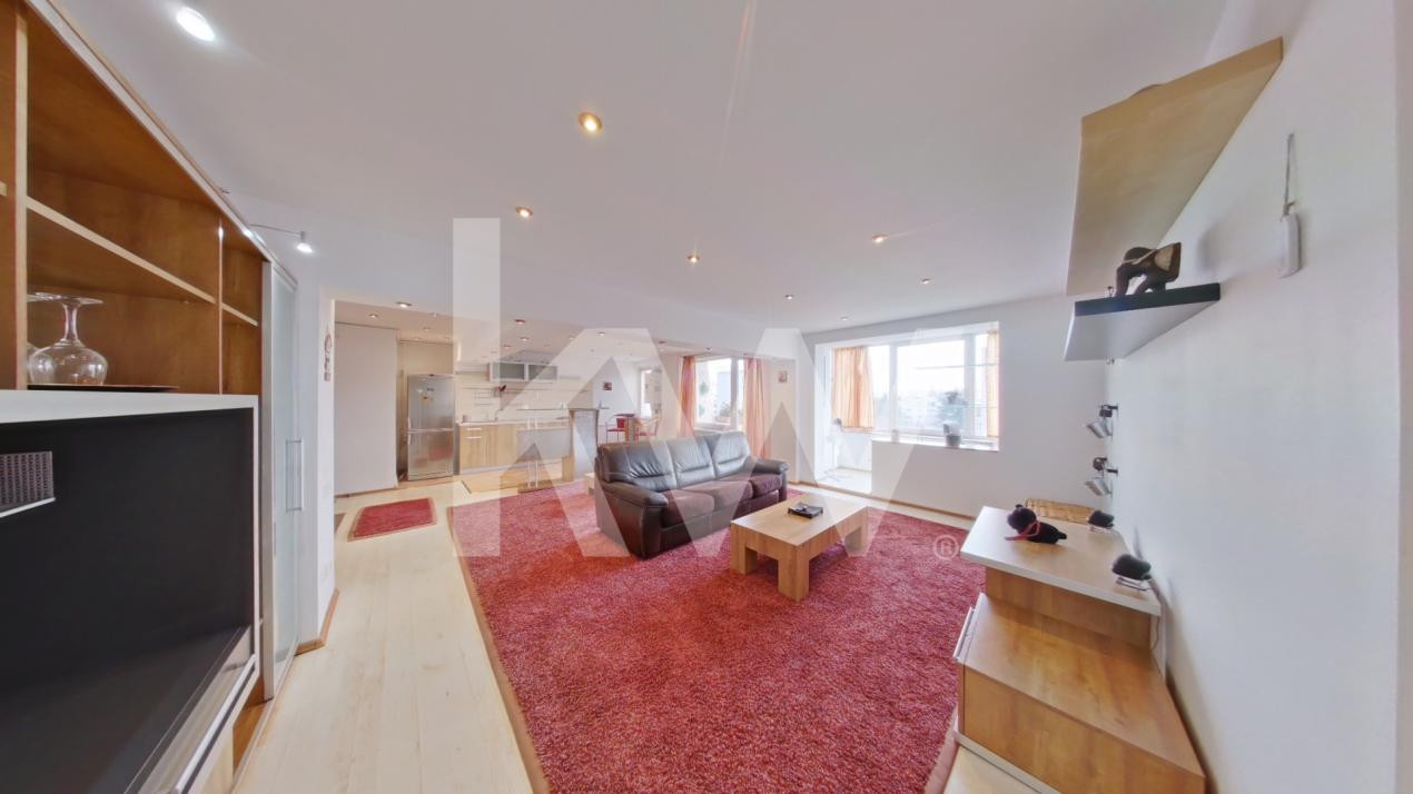 Apartament 2 camere, suprafata generoasa - Centrul Civic