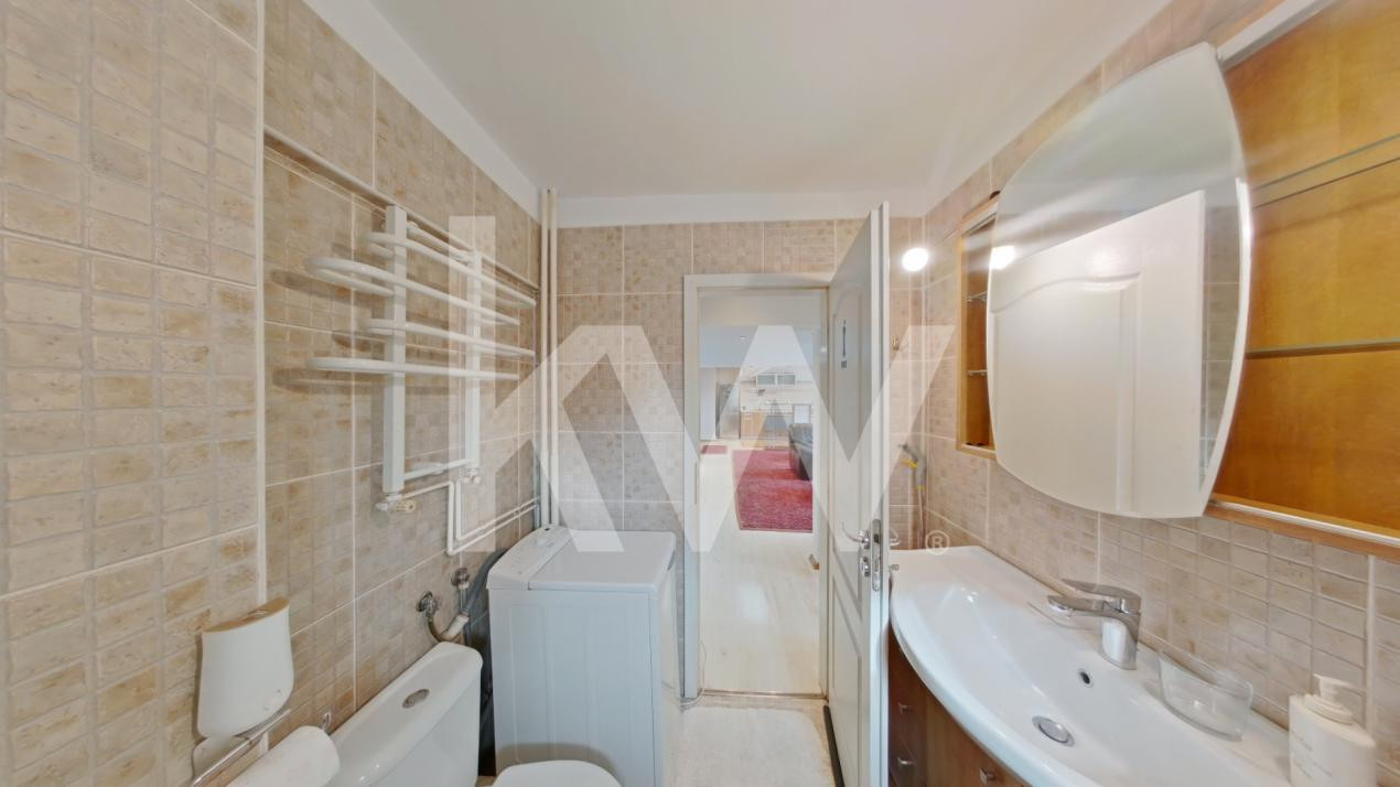 Apartament 2 camere, suprafata generoasa - Centrul Civic