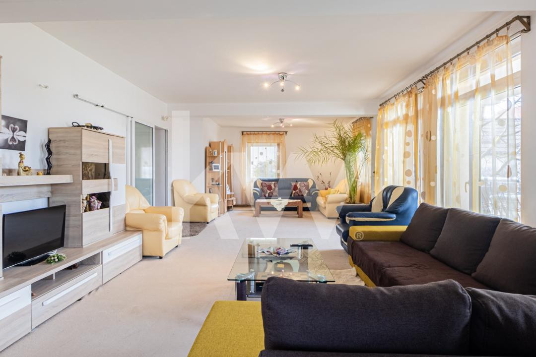 Casă de vânzare în Brașov, zona Tractorul- Comision 0%