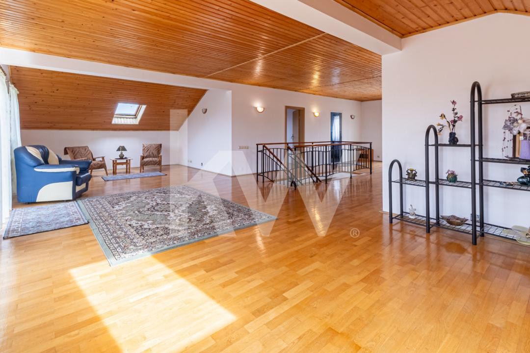 Casă de vânzare în Brașov, zona Tractorul- Comision 0%