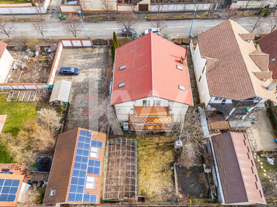 Casă de vânzare în Brașov, zona Tractorul- Comision 0%