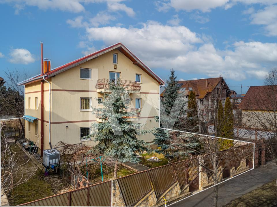 Casă de vânzare în Brașov, zona Tractorul- Comision 0%