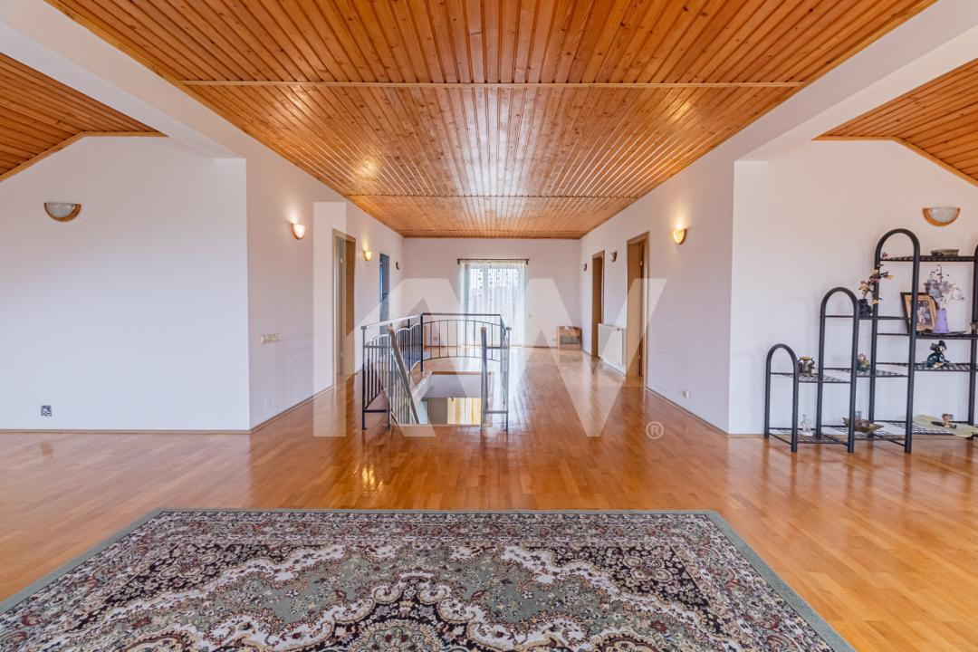 Casă de vânzare în Brașov, zona Tractorul- Comision 0%