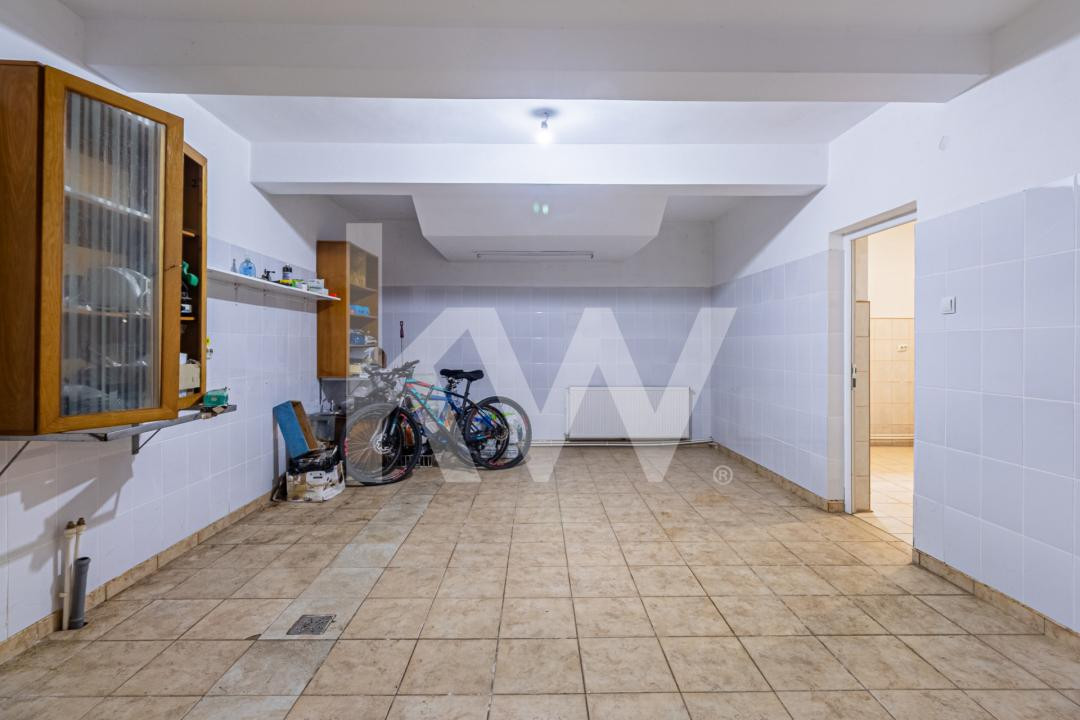 Casă de vânzare în Brașov, zona Tractorul- Comision 0%