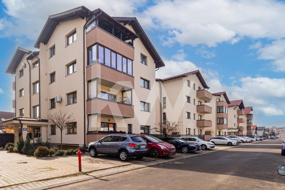 Apartament 3 camere + loc de parcare