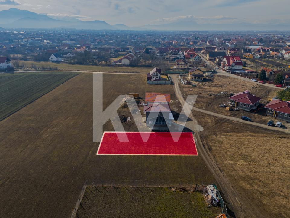 Teren intravilan 585mp Sânpetru, panoramă Lempes si padure, Comision 0%