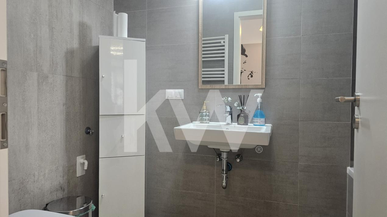 Studio nemobilat - pretabil birou sau locuință - Kasper Coresi