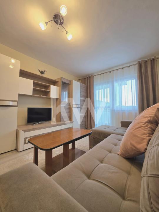 De închiriat 2 camere + loc de parcare