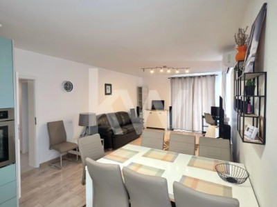 ​3 Camere de închiriat cu vedere spre TÂMPA