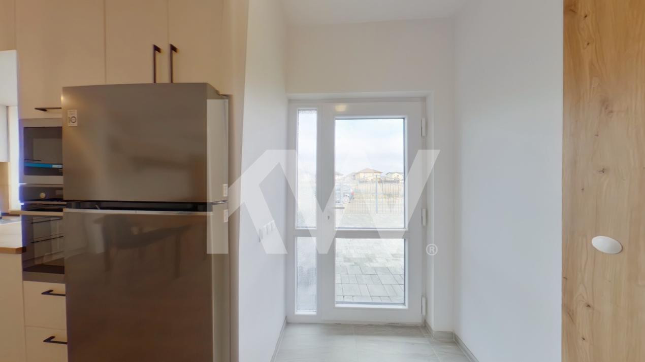 Apartament 2 camere, nou, curte proprie - Sanpetru