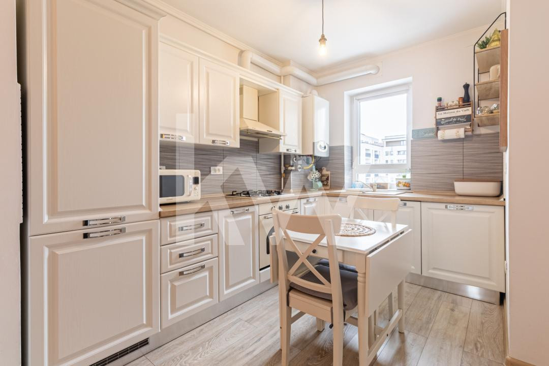 Apartament Premium 2 Camere| Coresi Kasper| Parcare + Boxă | Pietonala Tractorul