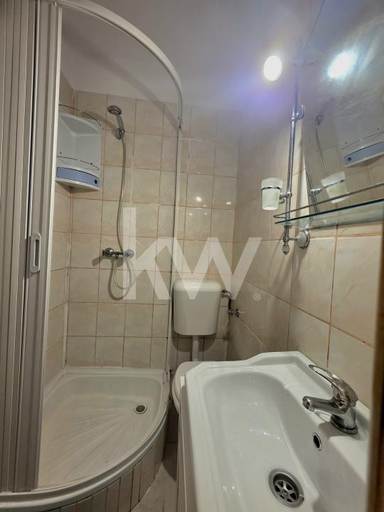 De închiriat GARSONIERĂ | etaj intermediar 