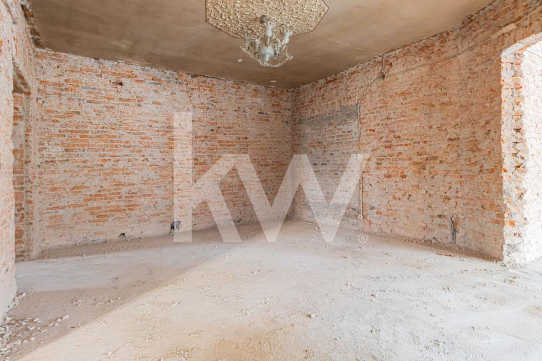 Proiect de restaurare lângă Cetatea Prejmer,  casă și teren de 5.458 mp