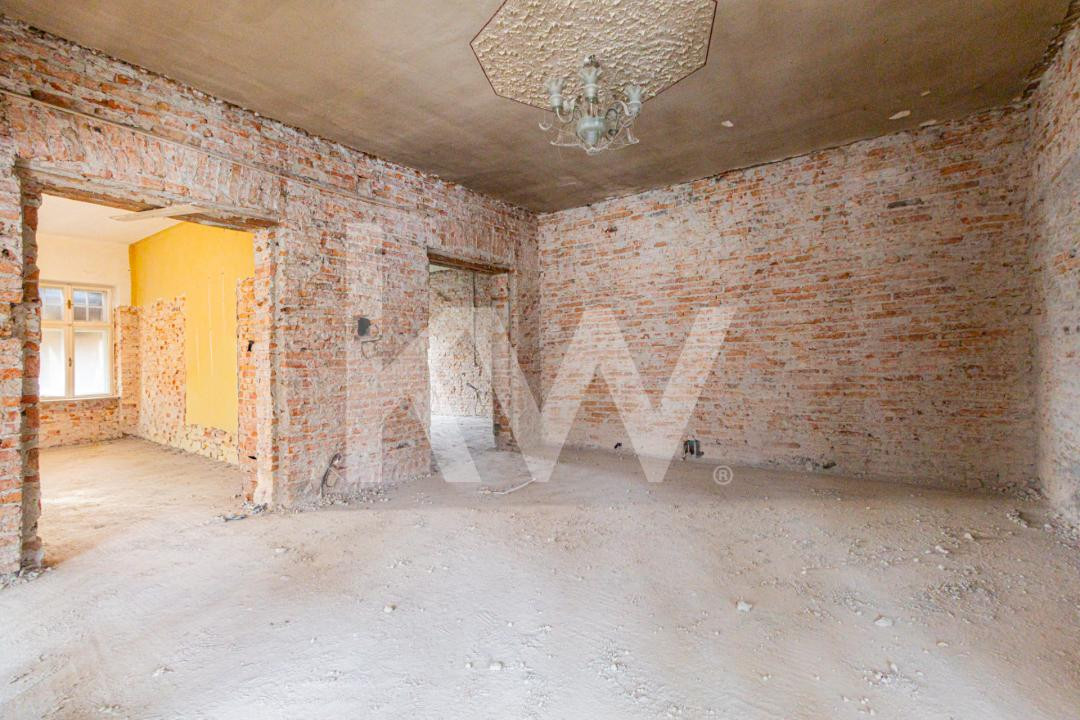 Proiect de restaurare lângă Cetatea Prejmer,  casă și teren de 5.458 mp