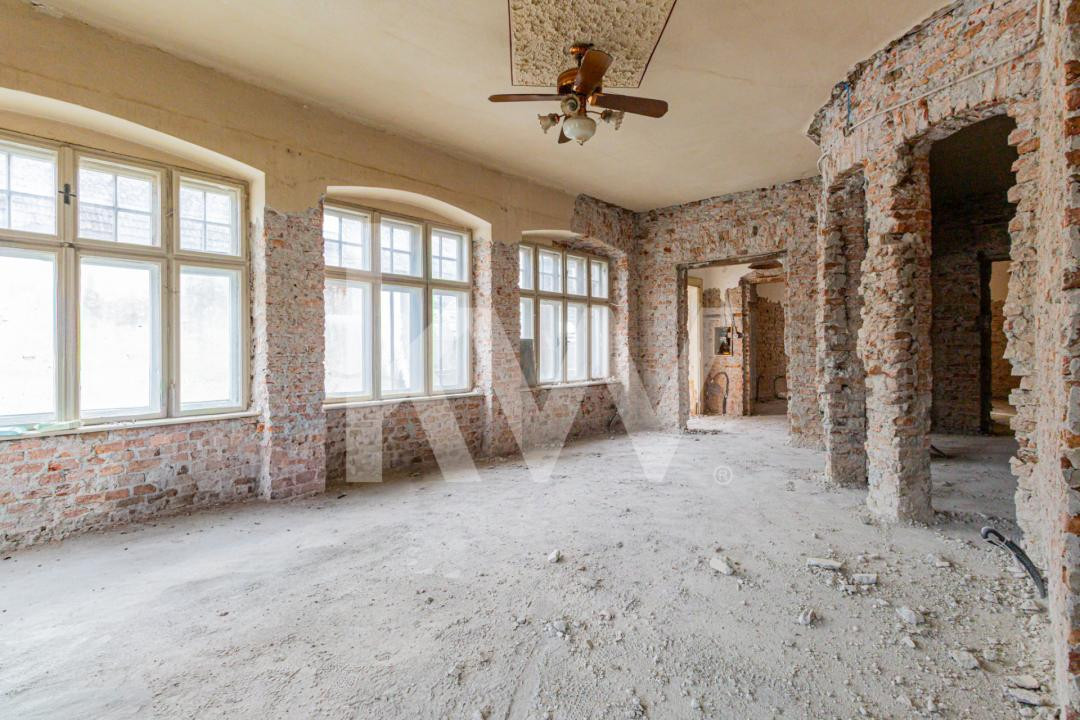 Proiect de restaurare lângă Cetatea Prejmer,  casă și teren de 5.458 mp