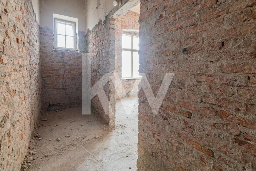 Proiect de restaurare lângă Cetatea Prejmer,  casă și teren de 5.458 mp