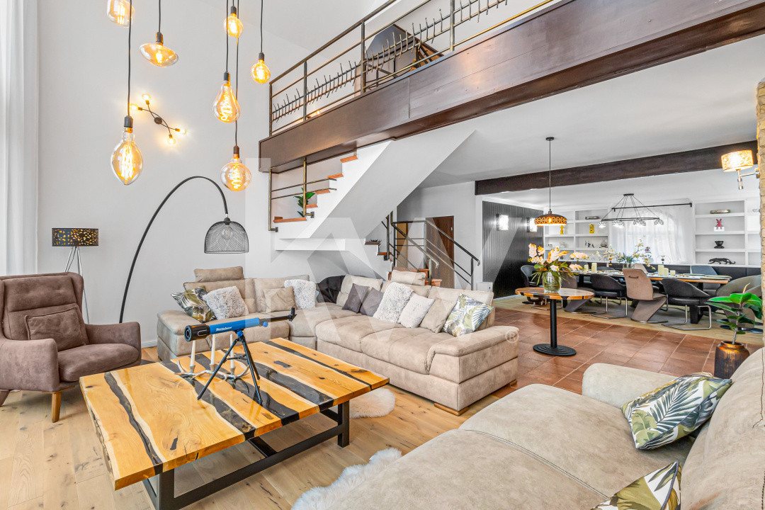 Vilă spectaculoasă lângă Castelul Bran cu piscină și cramă COMISION 0%