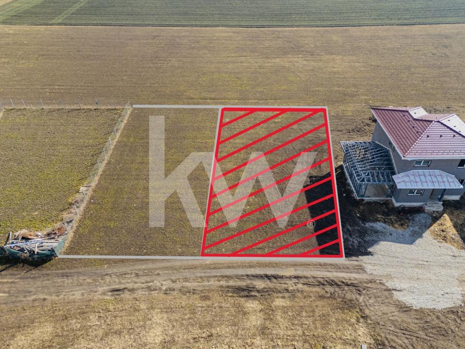 Teren intravilan 585mp Sânpetru, panoramă Lempes si padure, Comision 0%