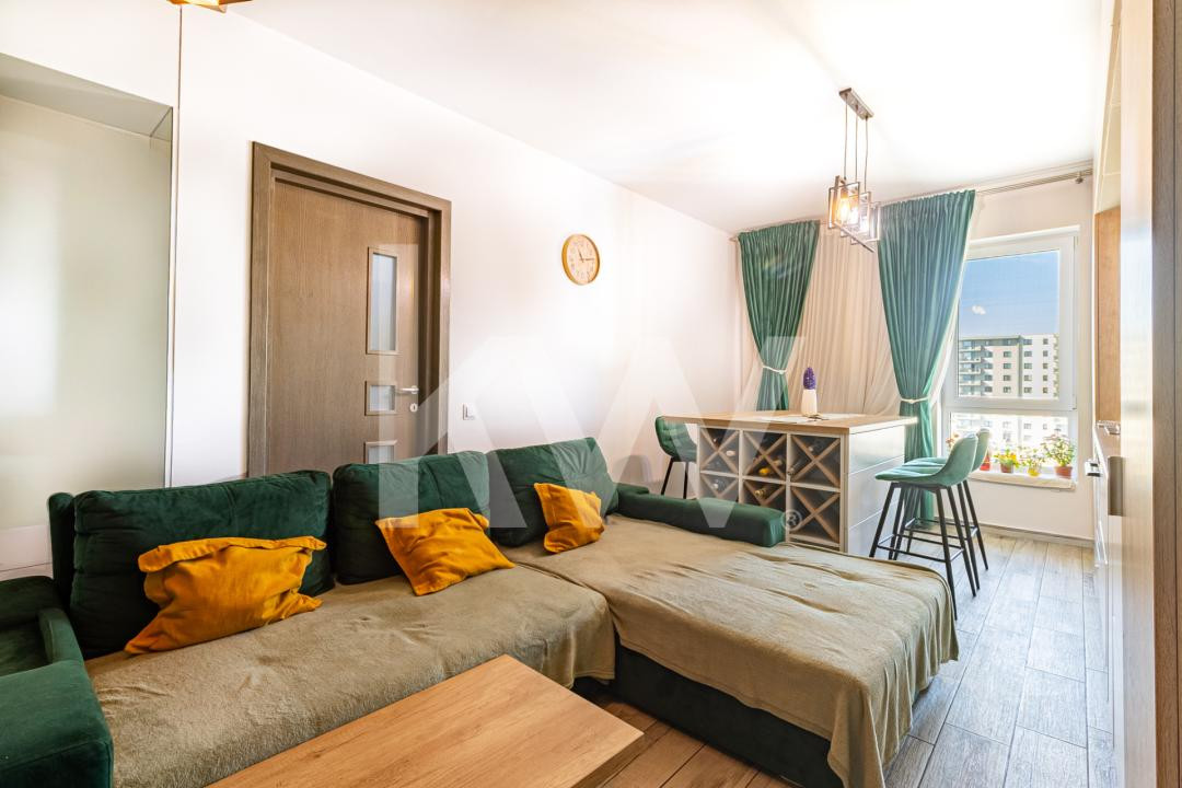 Studio modern, bloc cu lift, AC, parcare privată inclusă în preț!