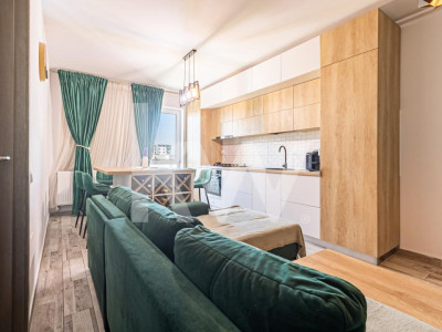 Studio modern, bloc cu lift, AC, parcare privată inclusă în preț!