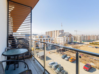 Apartament modern, bloc cu lift, AC, parcare privată inclusă în preț!