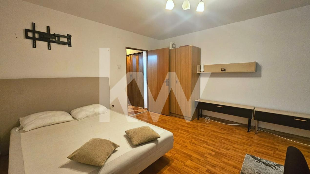 Garsoniera la etaj intermediar I Zona Atractiva - Tractorul