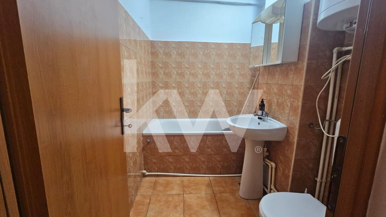 Garsoniera la etaj intermediar I Zona Atractiva - Tractorul