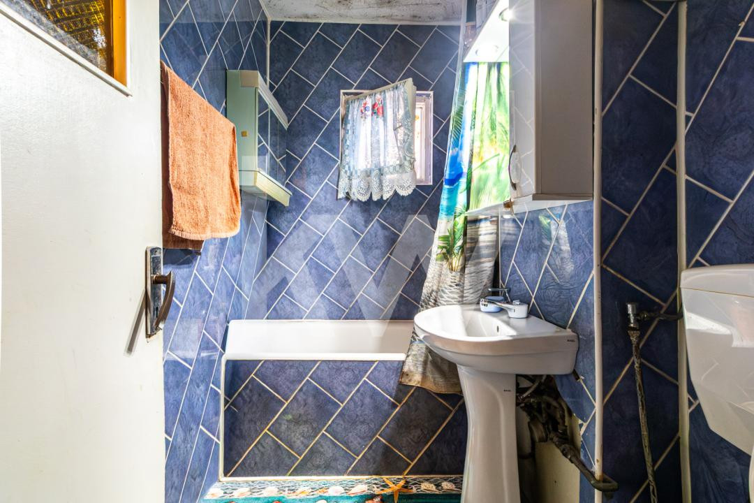 Apartament 3 camere de vanzare -Bartolomeu 