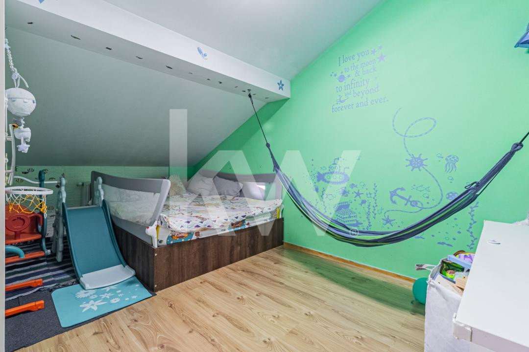 De vanzare 3 camere Sanpetru 