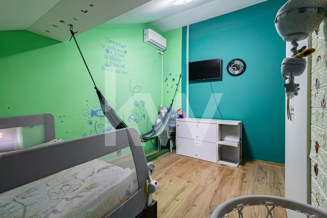 De vanzare 3 camere Sanpetru 