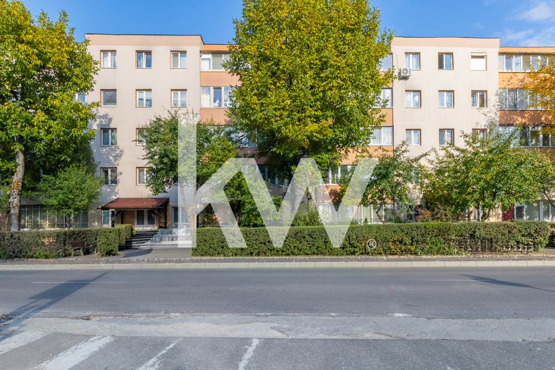 Oportunitate!! Apartament 3 camere decomandat la pret de garsonieră -COMISION 0%