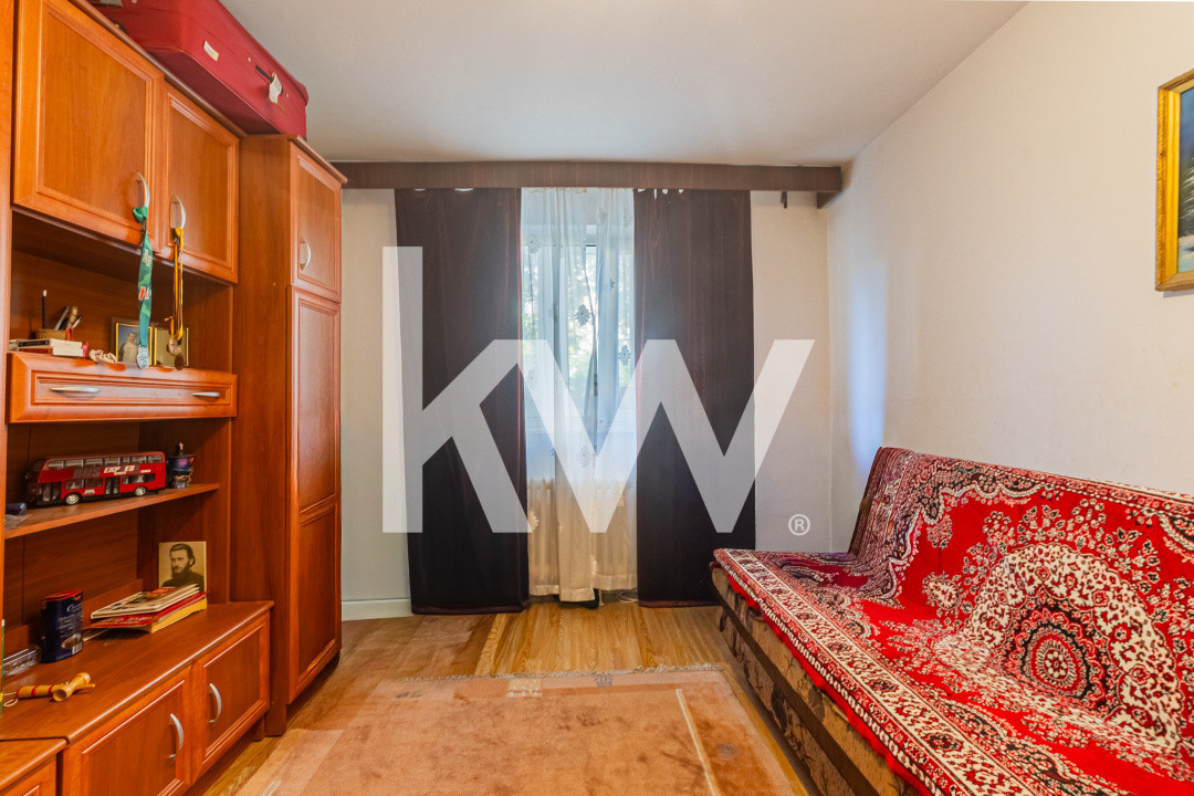 Oportunitate!! Apartament 3 camere decomandat la pret de garsonieră -COMISION 0%