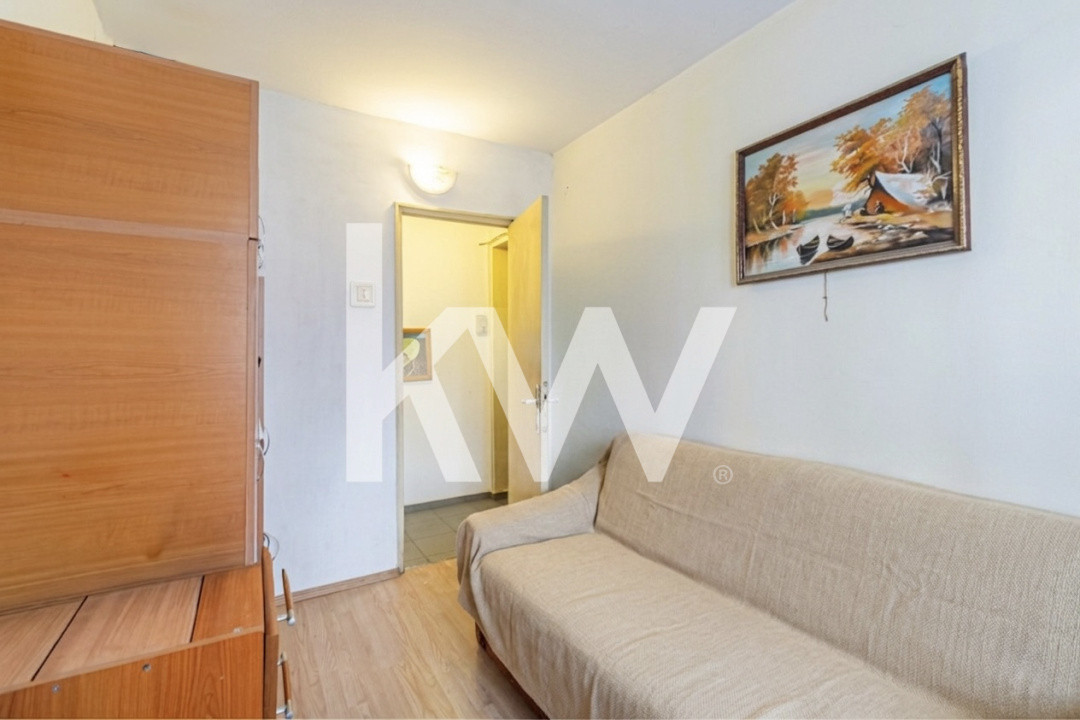 Oportunitate!! Apartament 3 camere decomandat la pret de garsonieră!!
