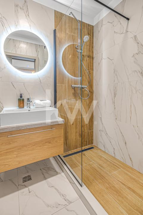 Apartament 3 camere modern ,Tractorul, Brașov - Parcare inclusă , Comision 0%