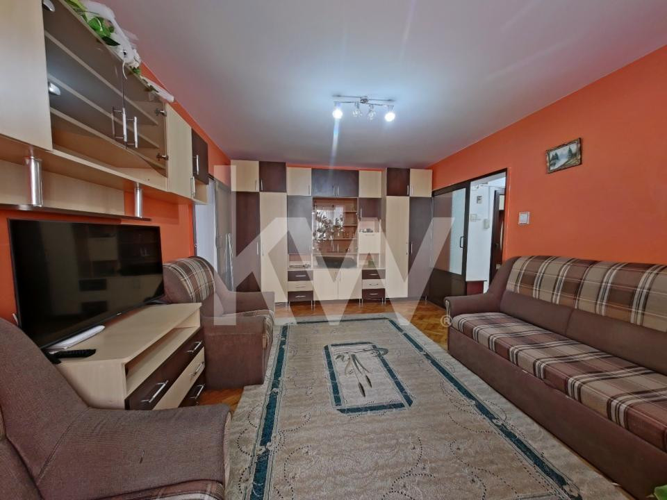 Închiriere apartament cu 2 camere, mobilat și utilat, în cartierul Tractorul