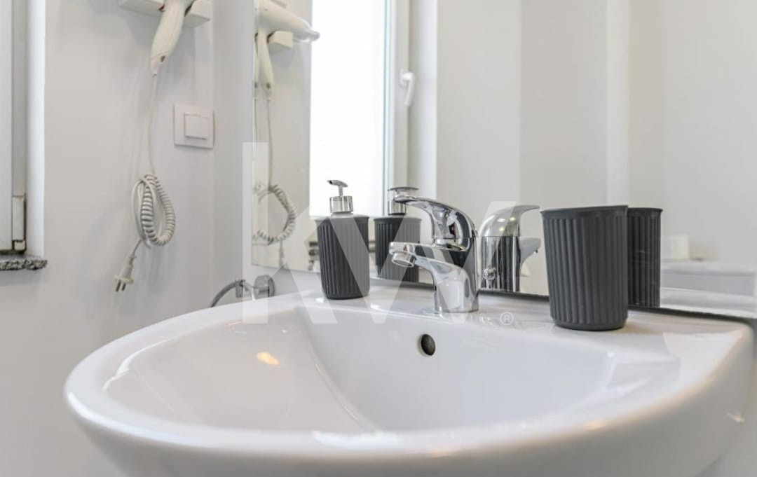 Apartament 2 camere, mobilat și utilat, etaj 1, strada De Mijloc