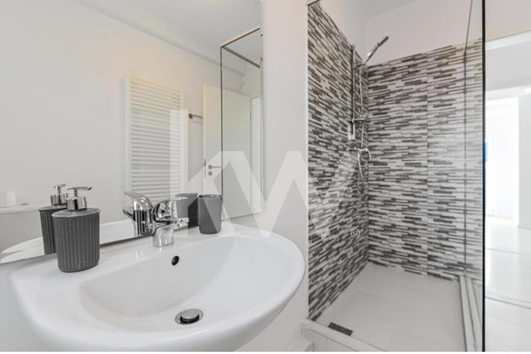 Apartament 2 camere, mobilat și utilat, etaj 1, strada De Mijloc