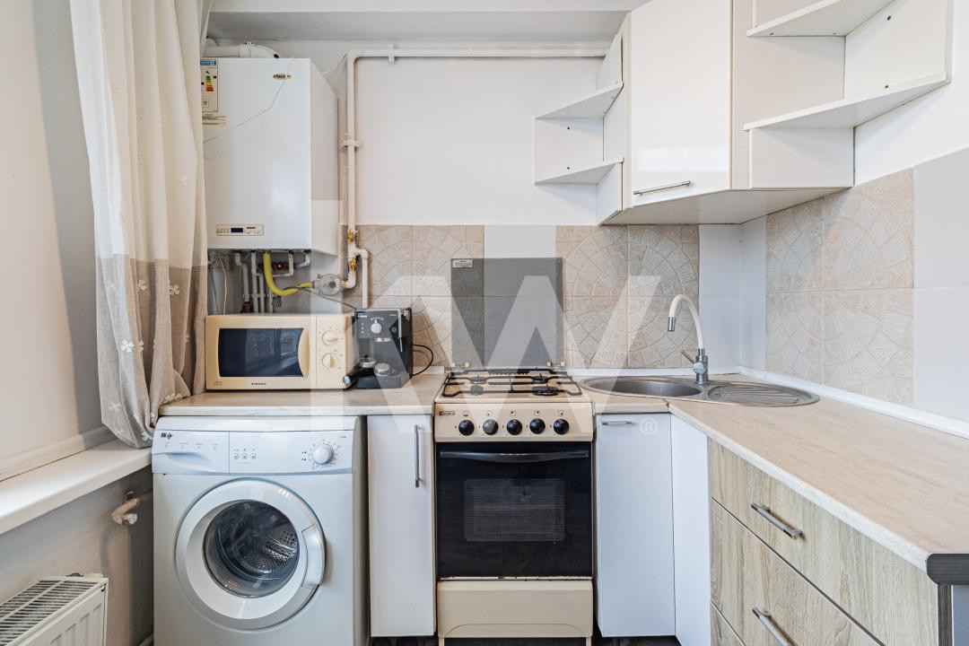 Garsoniera de vanzare