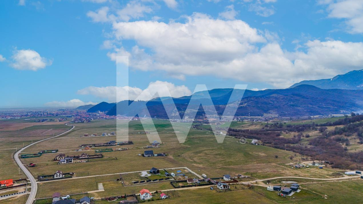 Teren Imprejmuit, PUZ, Utilitati – Glajarie, Zona superba