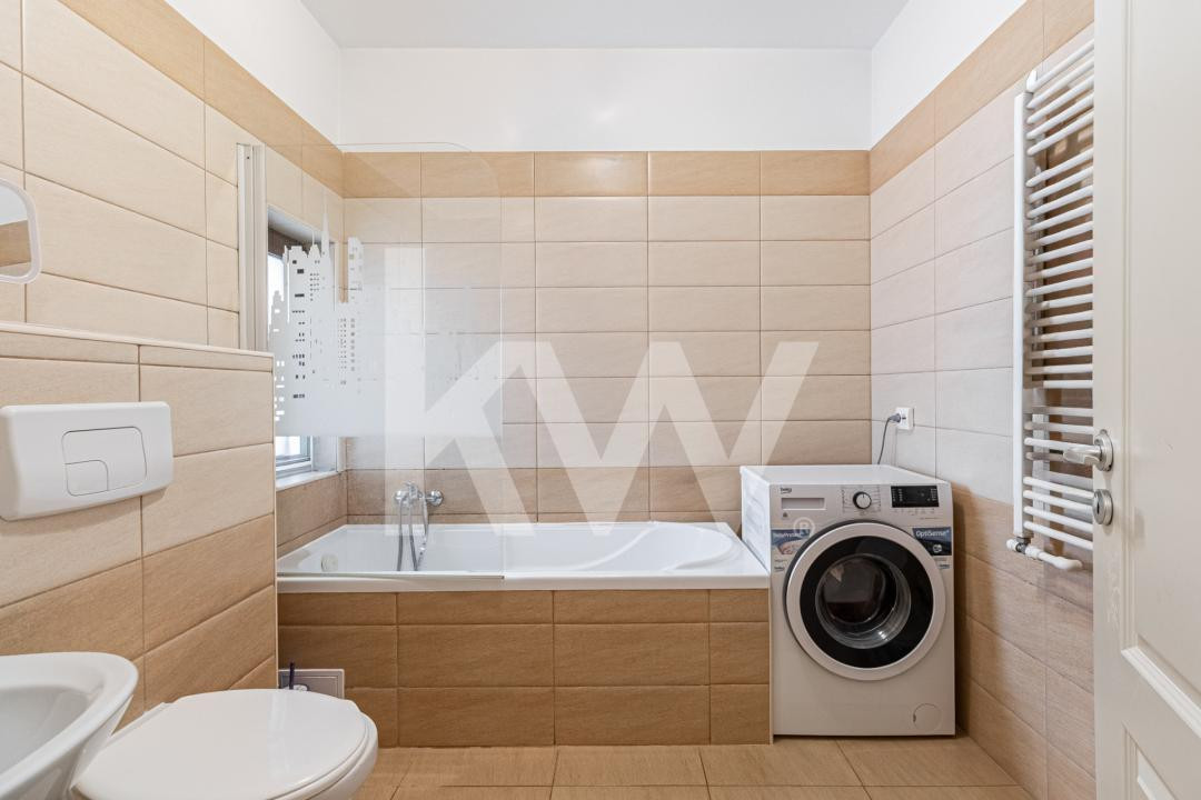 Oportunitate! Doua camere decomandate + loc de parcare 