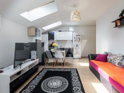 Doua camere decomandate + loc de parcare 