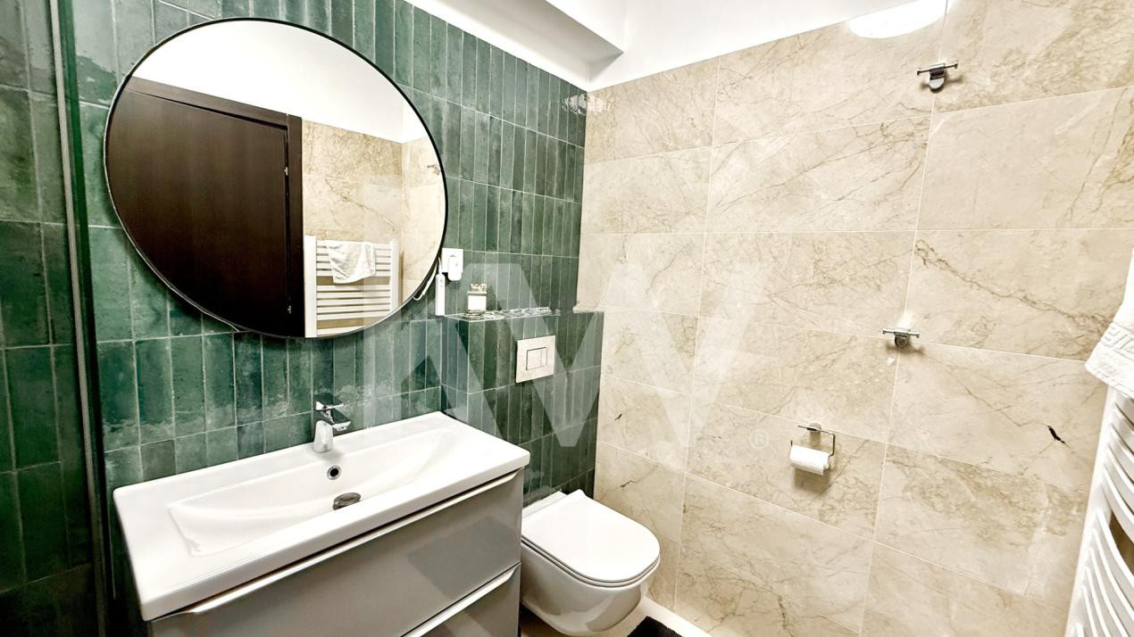 Apartament superb cu 4 camere deasupra orasului 