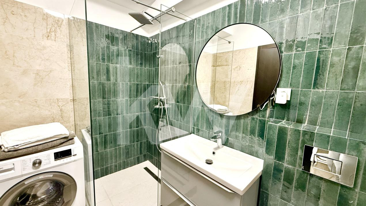 Apartament superb cu 4 camere deasupra orasului 