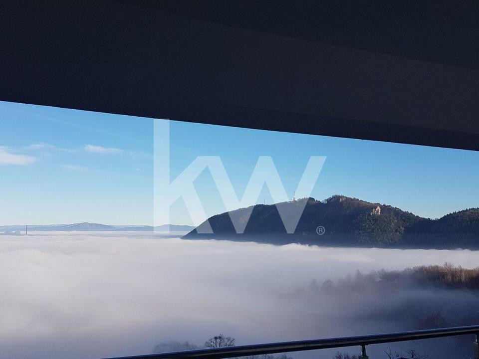 Apartament superb cu 4 camere deasupra orasului 